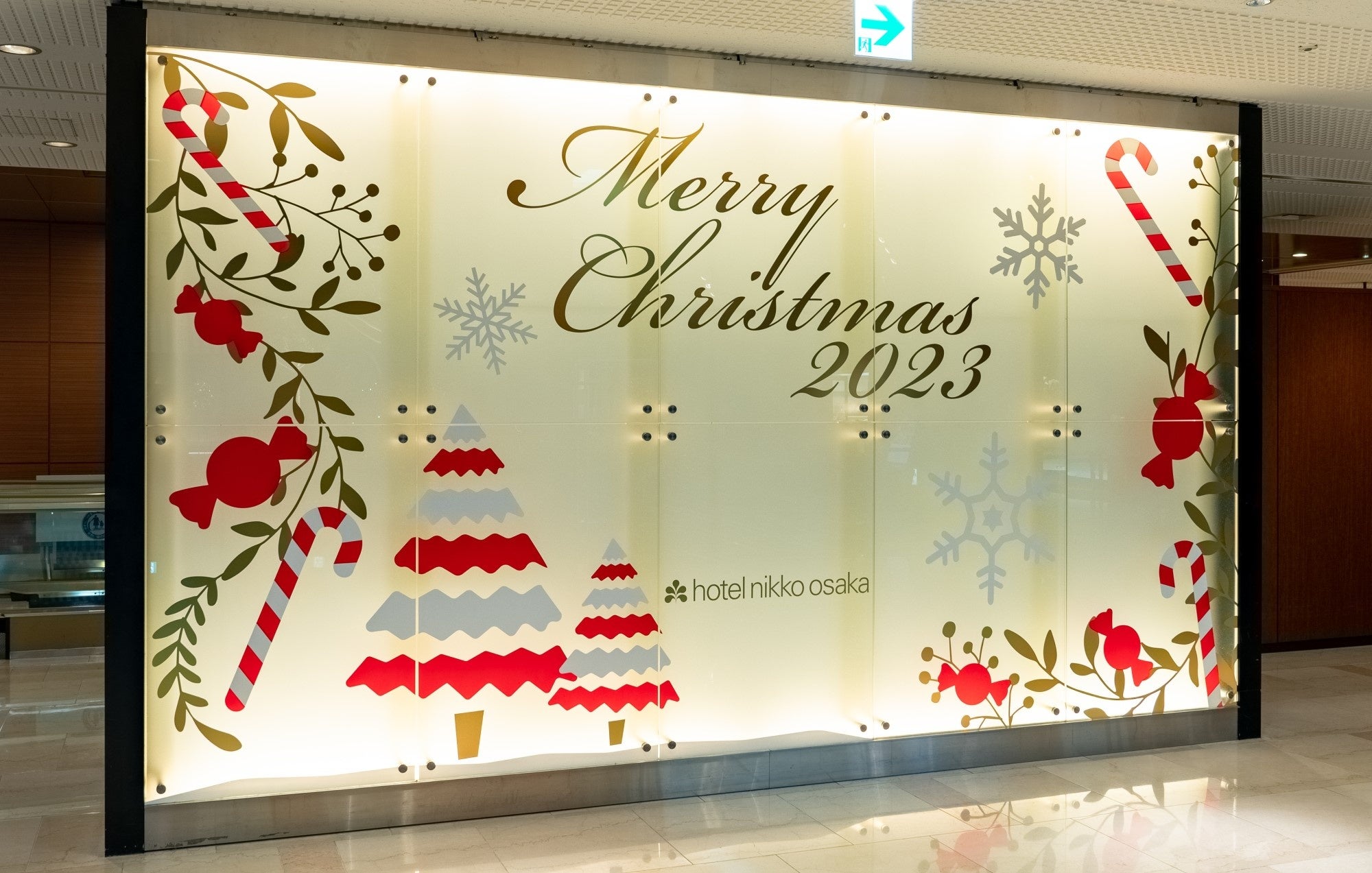 ロビー壁面装飾