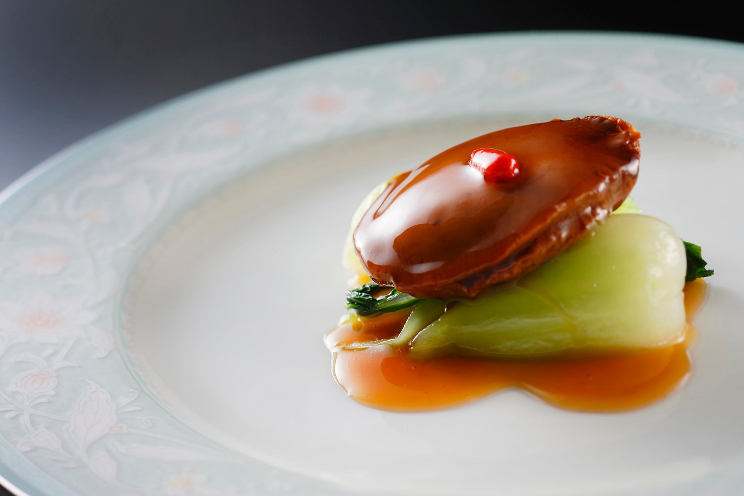 じっくり煮込んだアワビステーキ