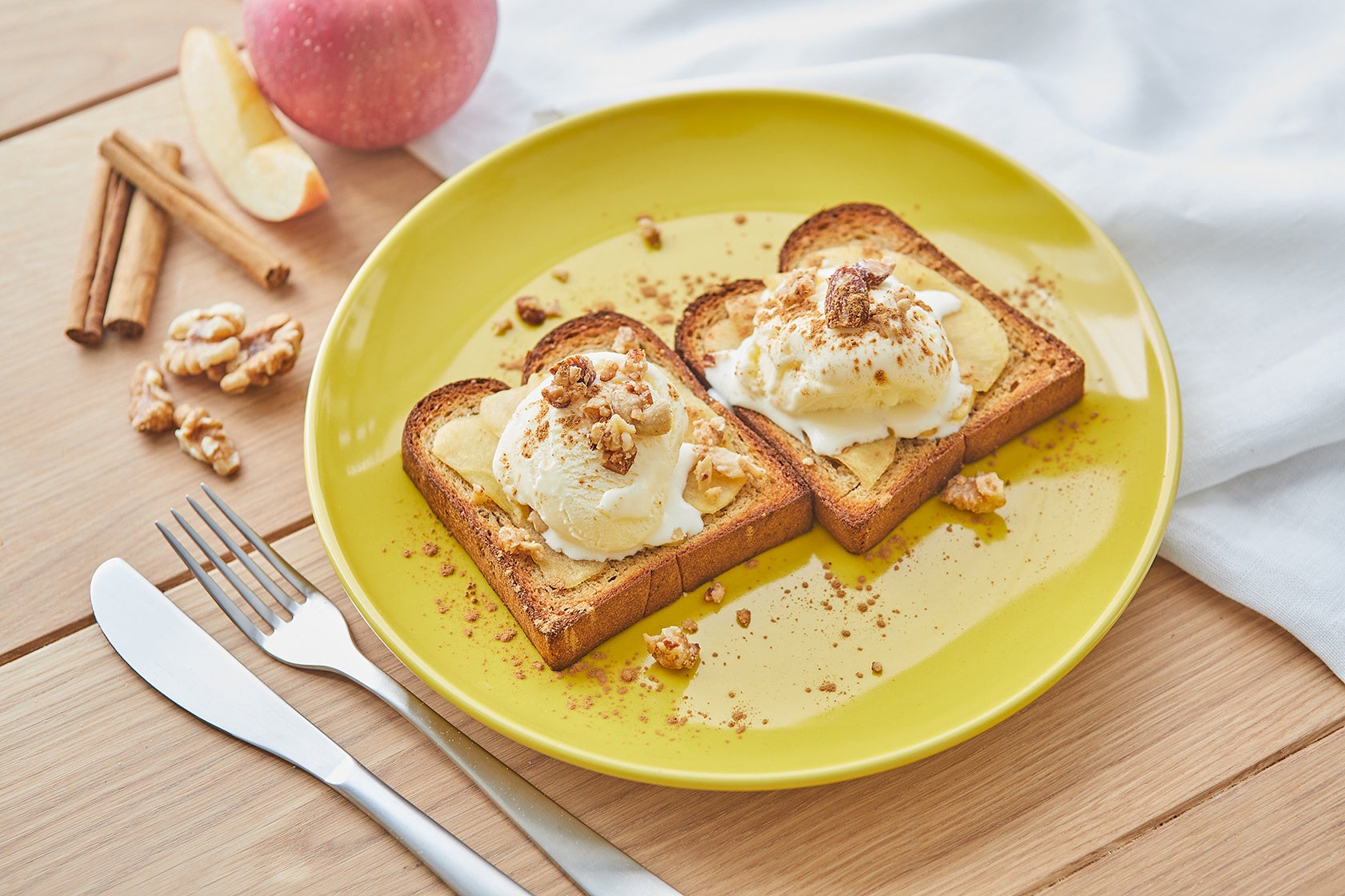 アップルシナモンのトースト