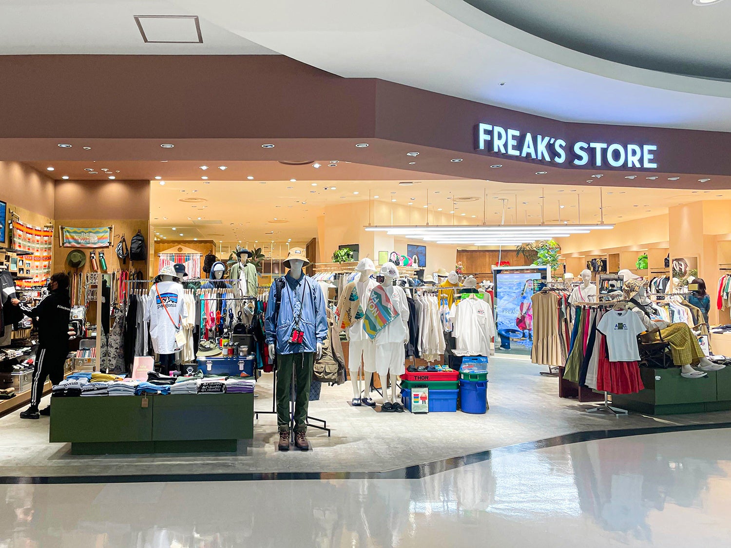 FREAK'S STORE フリークスストア FREAK'S STORE 広島パルコ店 MEN ｜実績｜株式会社船場 - SEMBA