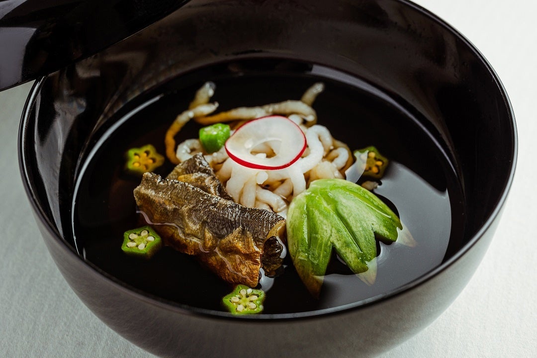 [椀物]天竜川鮎風干し 魚素麺　星オクラ　笹子メロン