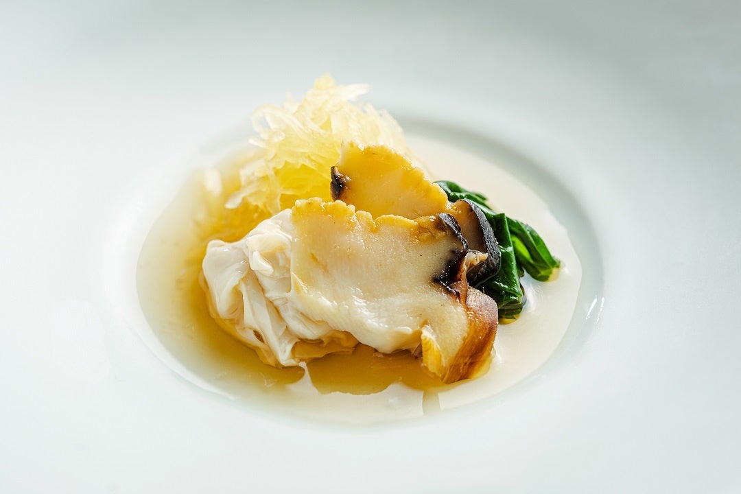 [酢の物]　栄螺　生湯葉　糸瓜　モロヘイヤ　三杯酢