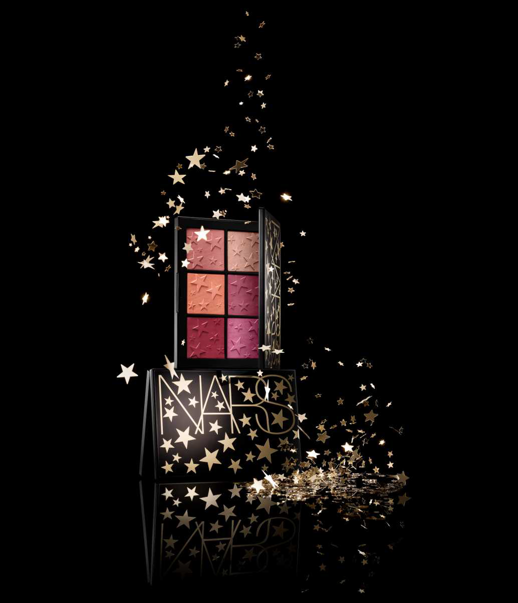 夜空に舞うスターをモチーフにした「NARS ホリデー2022コレクション