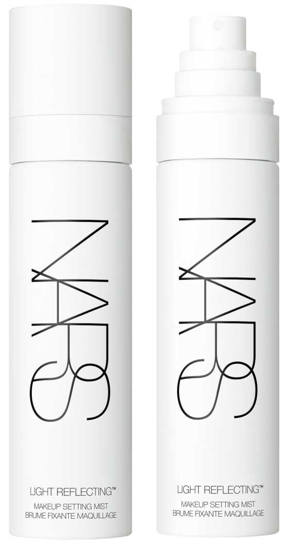 光を操り、澄みわたる肌に導くベースメイクシリーズ「ライト