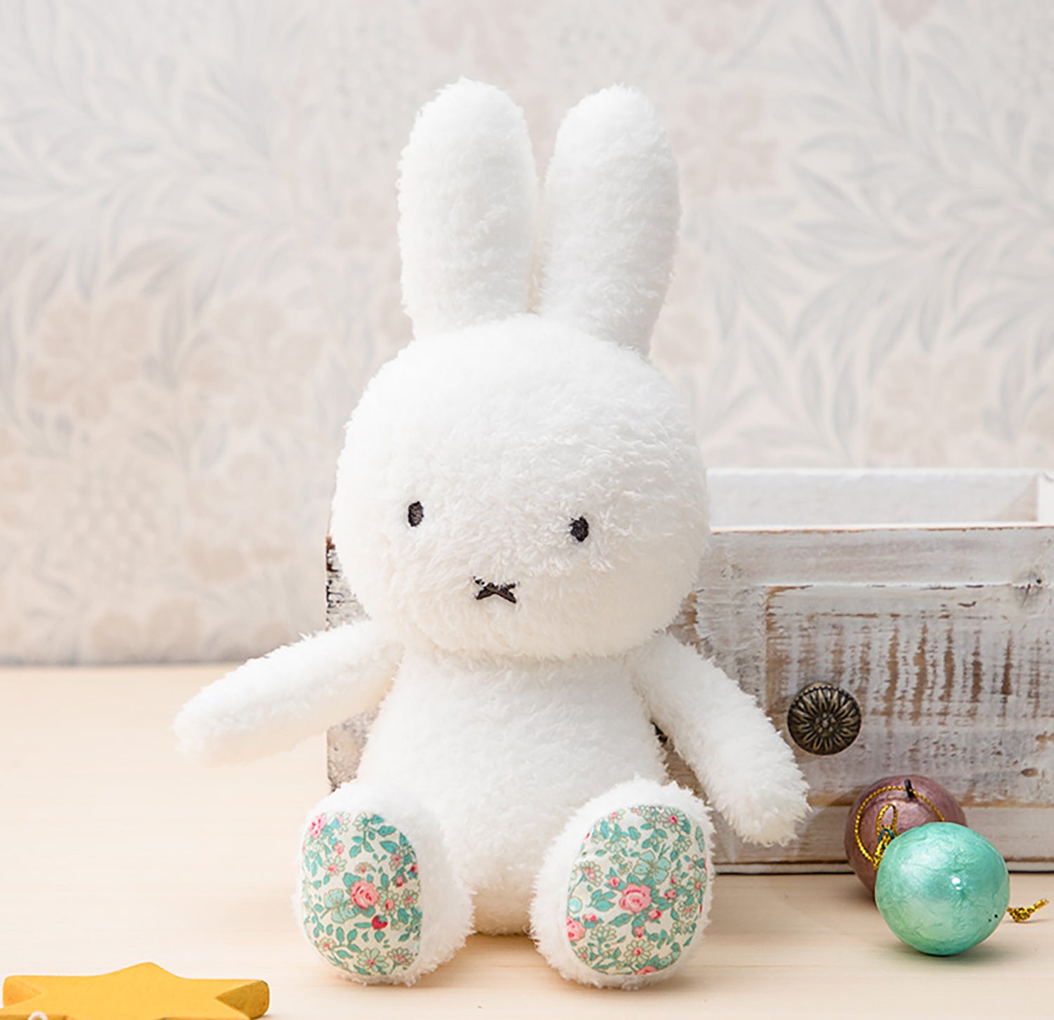 フラワーミッフィー ほわほわ着せ替えぬいぐるみ 2個セット