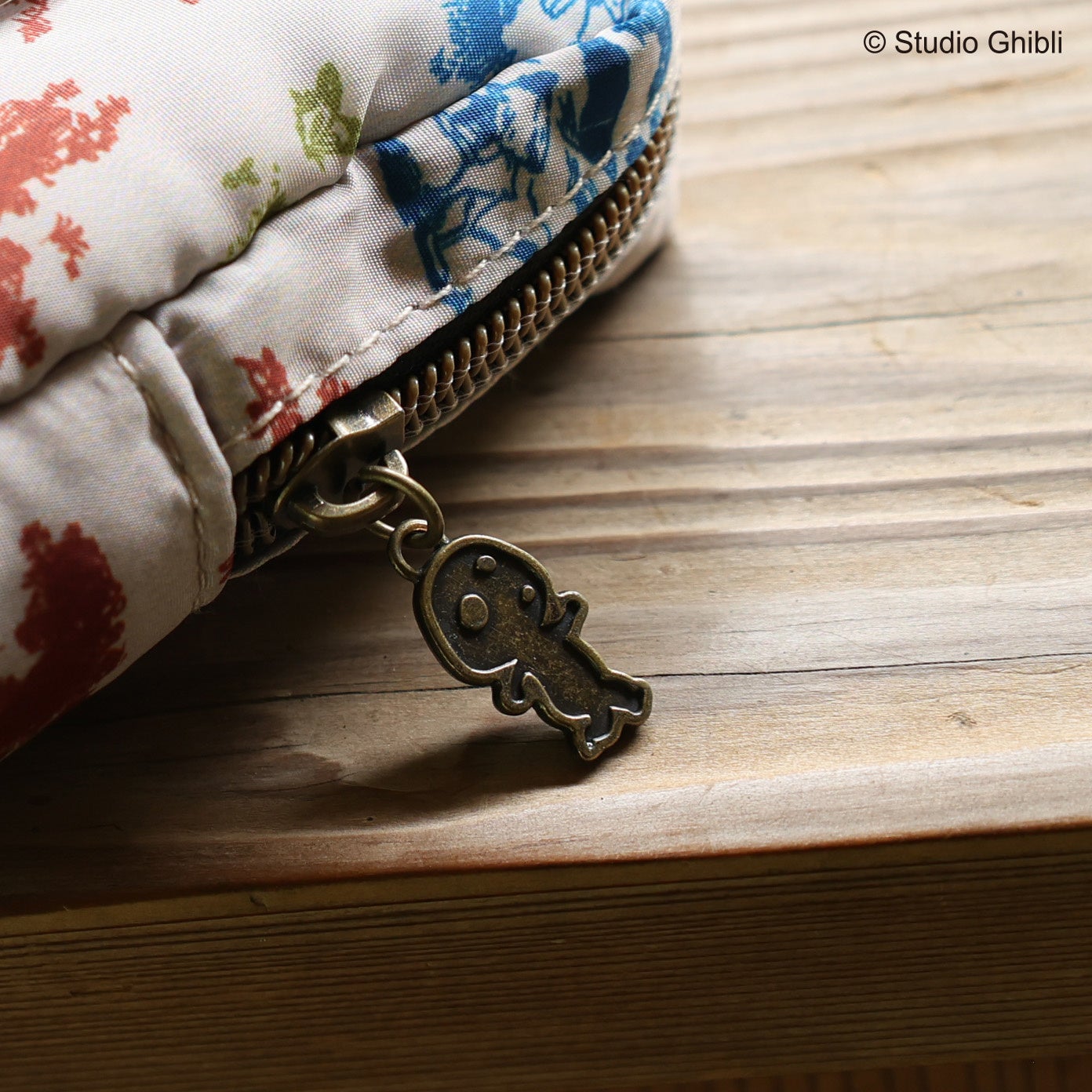 コダマのチャーム付き