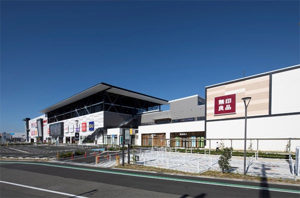 商業施設「iias（イーアス）春日井」外観写真