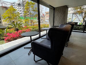 『イニシア日暮里テラス』共用ラウンジ