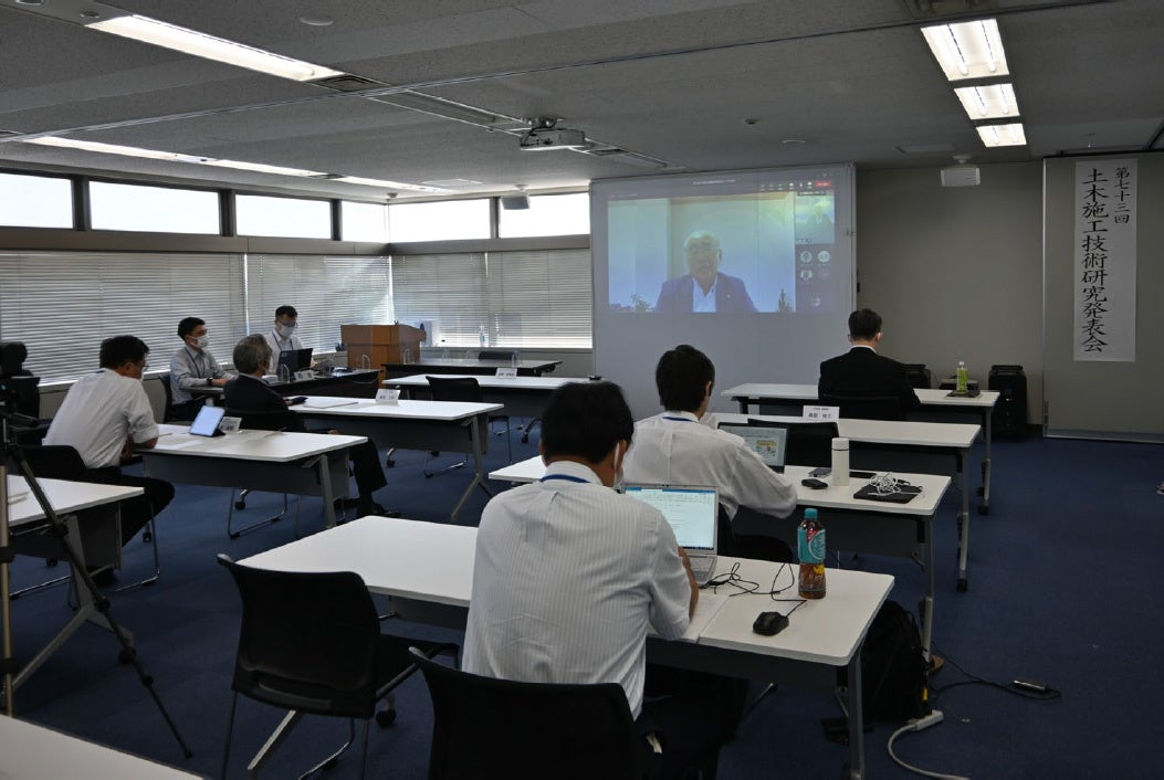 発表会場の様子