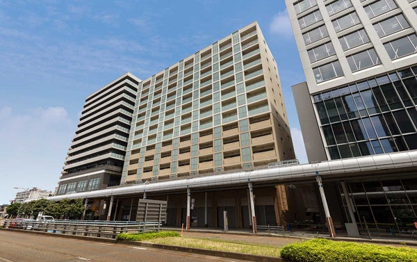 【外観（中央）】