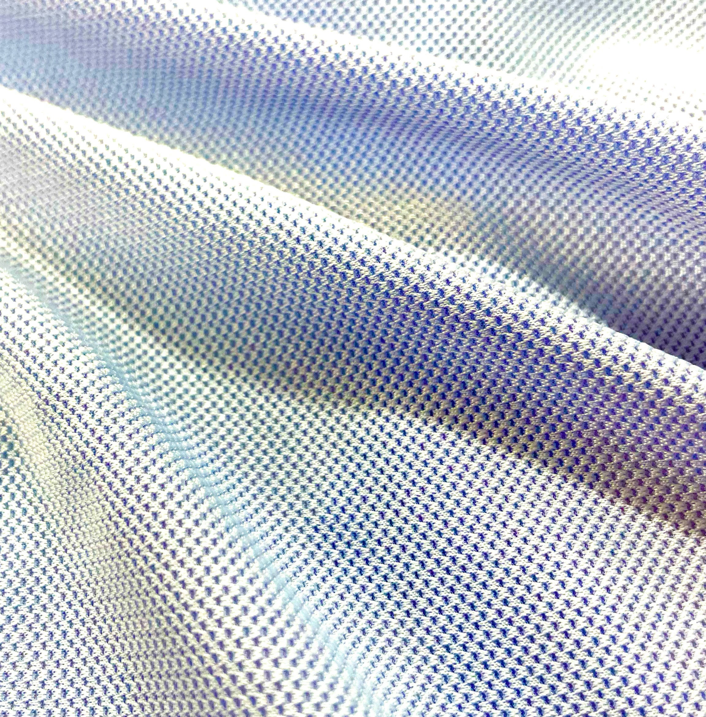 カップ裏、バックベルトの両方に吸水速乾素材を使用