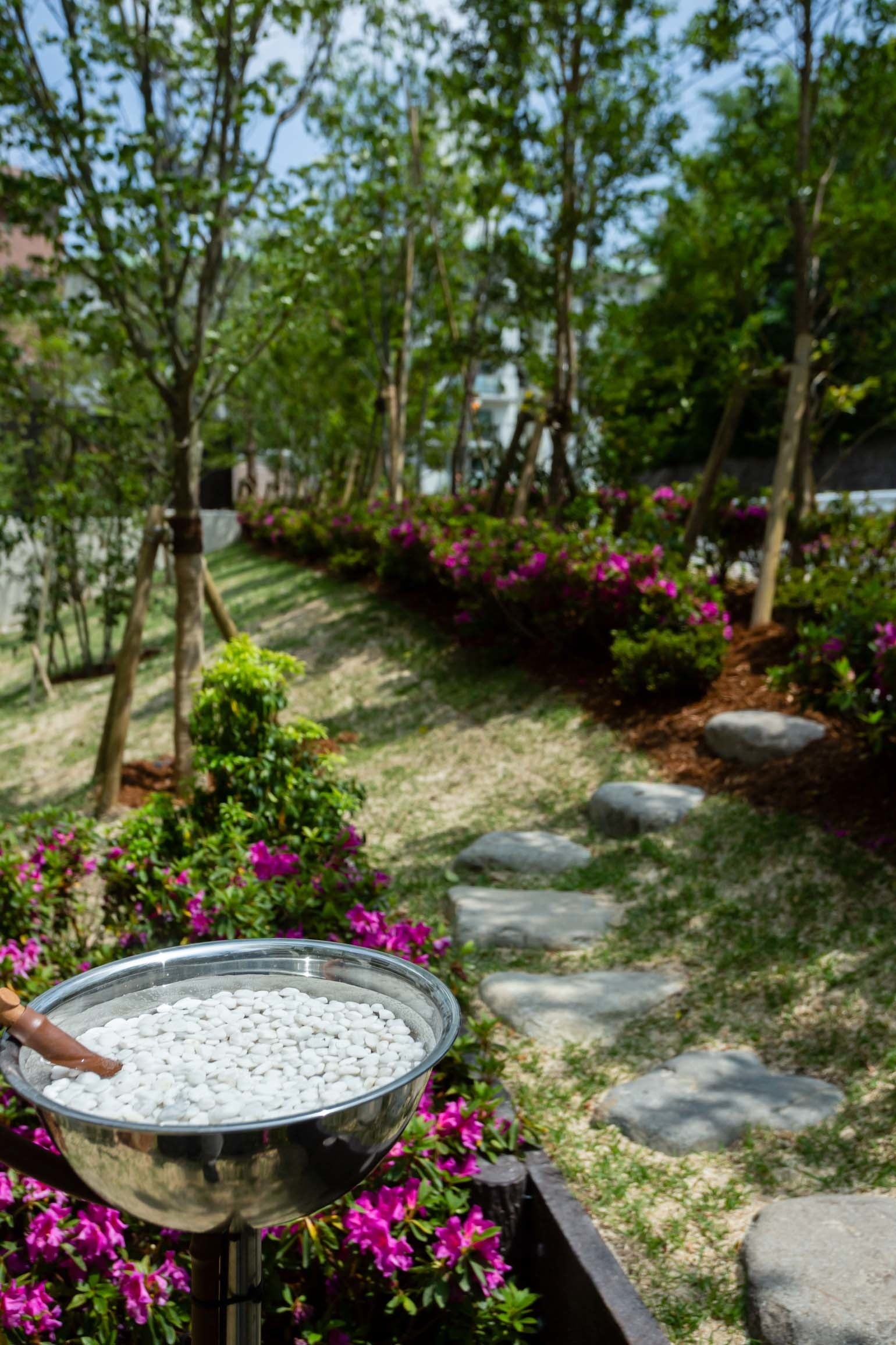 「バードバス」