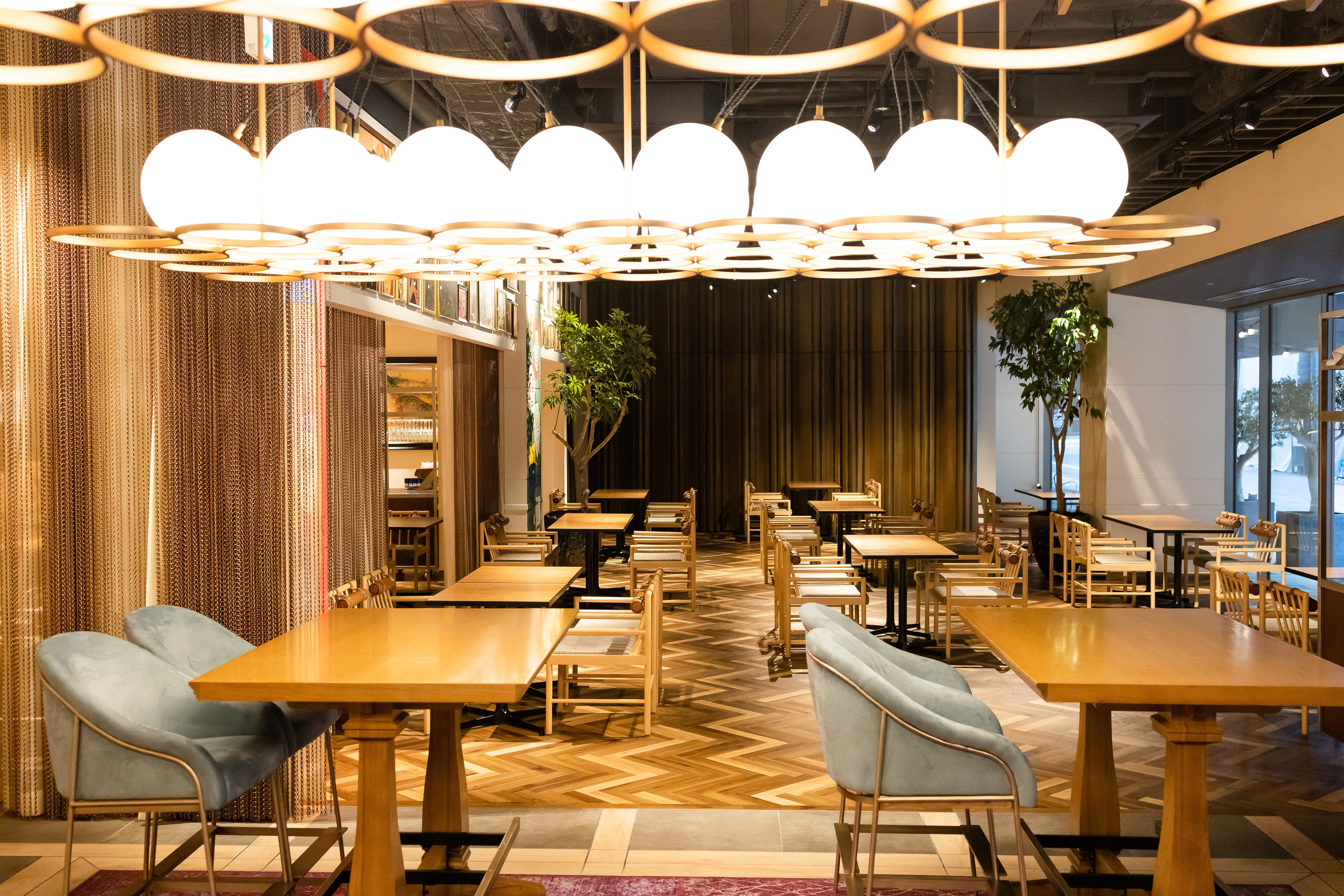 パフェはレストランにて（イメージ）