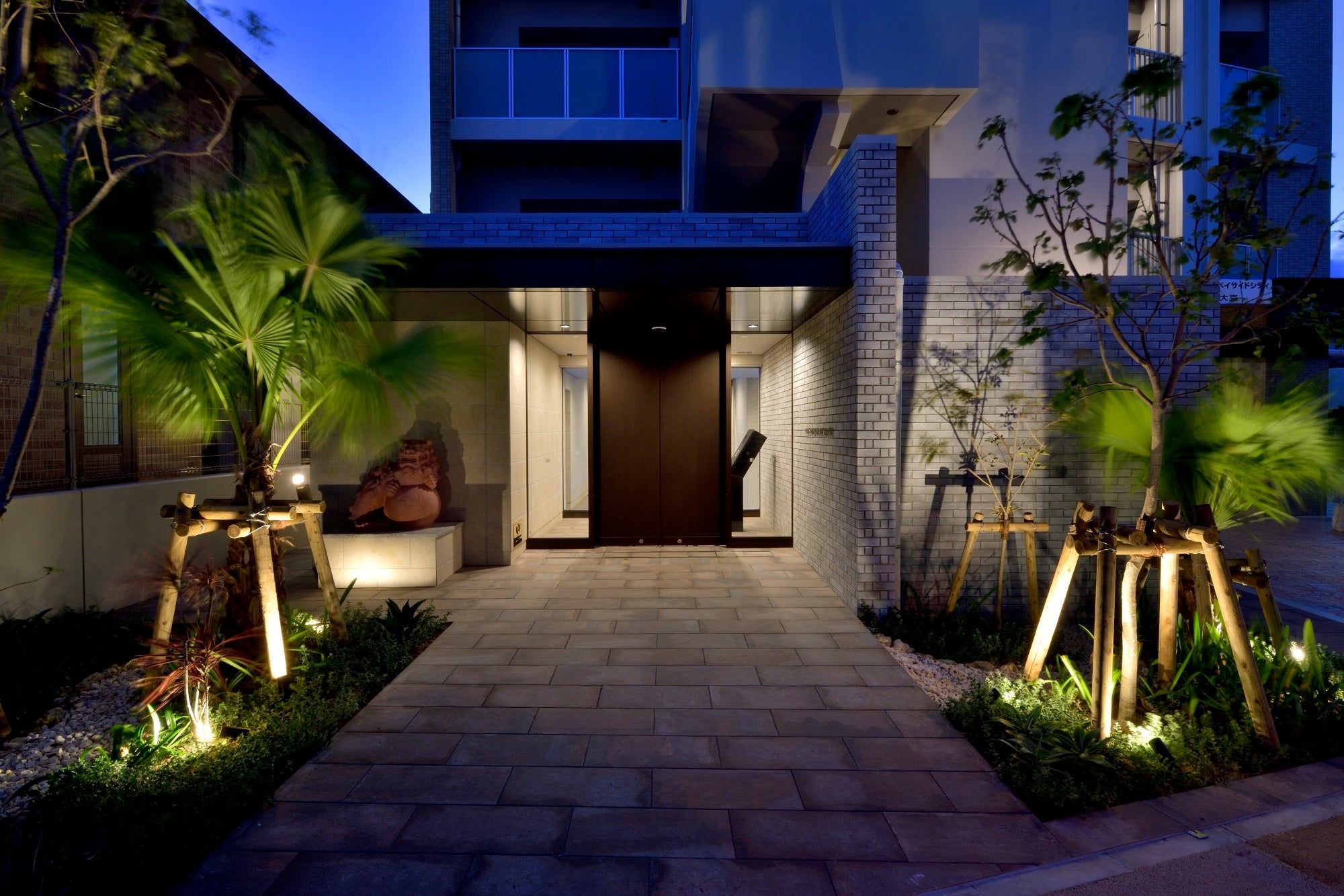 エントランスアプローチ