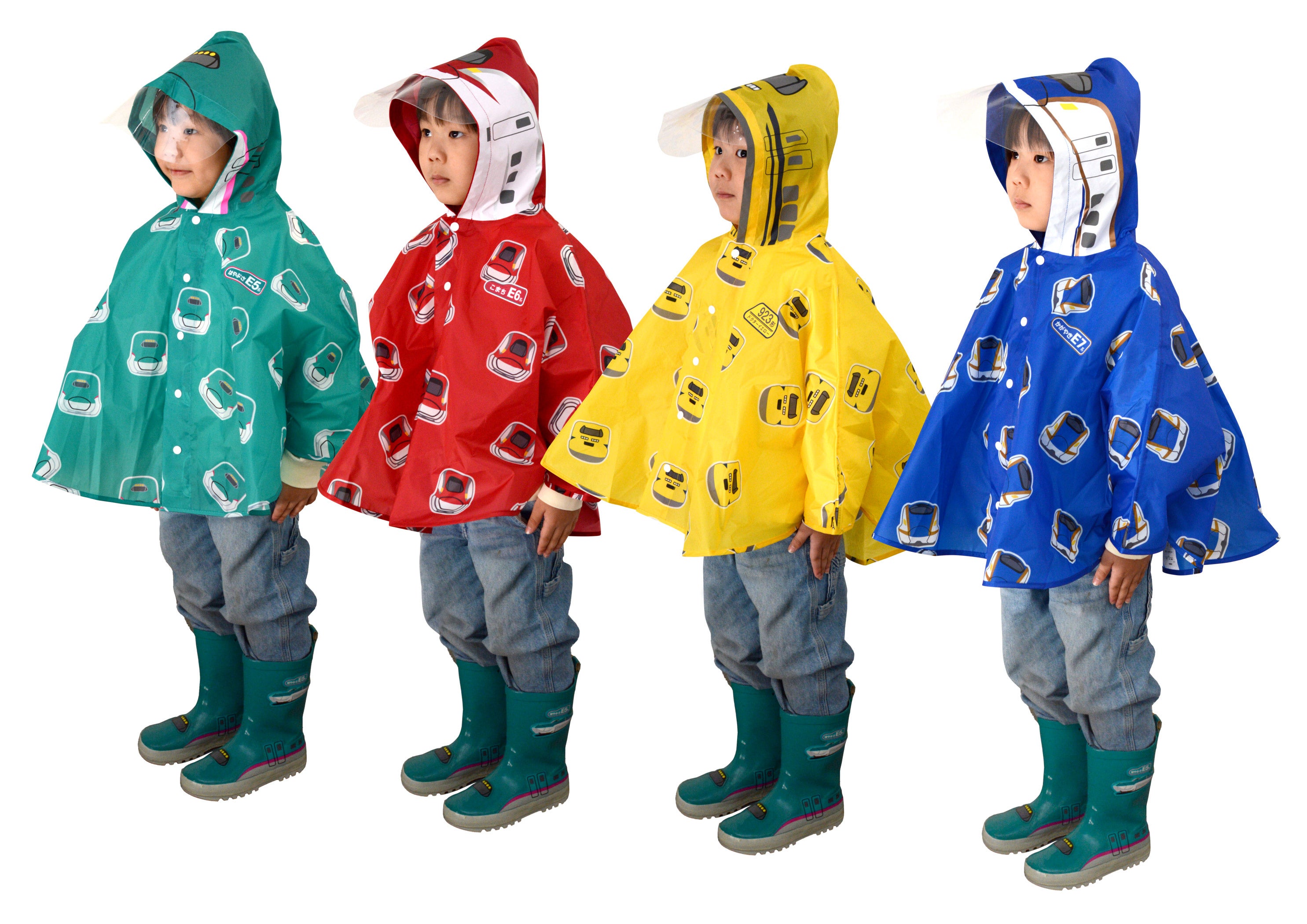 ポンチョ四種。モデル身長は約105㎝