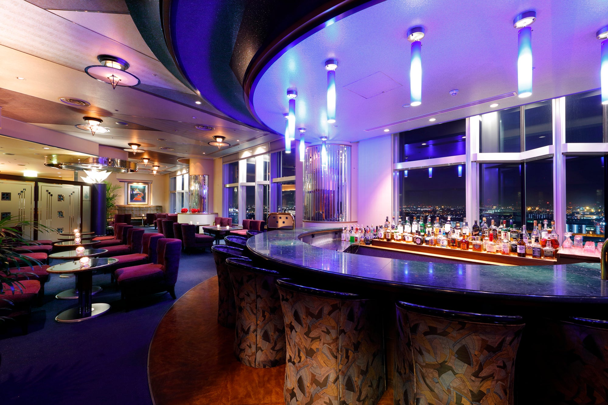 スカイバートップ・オブ・ザ・クリスタル