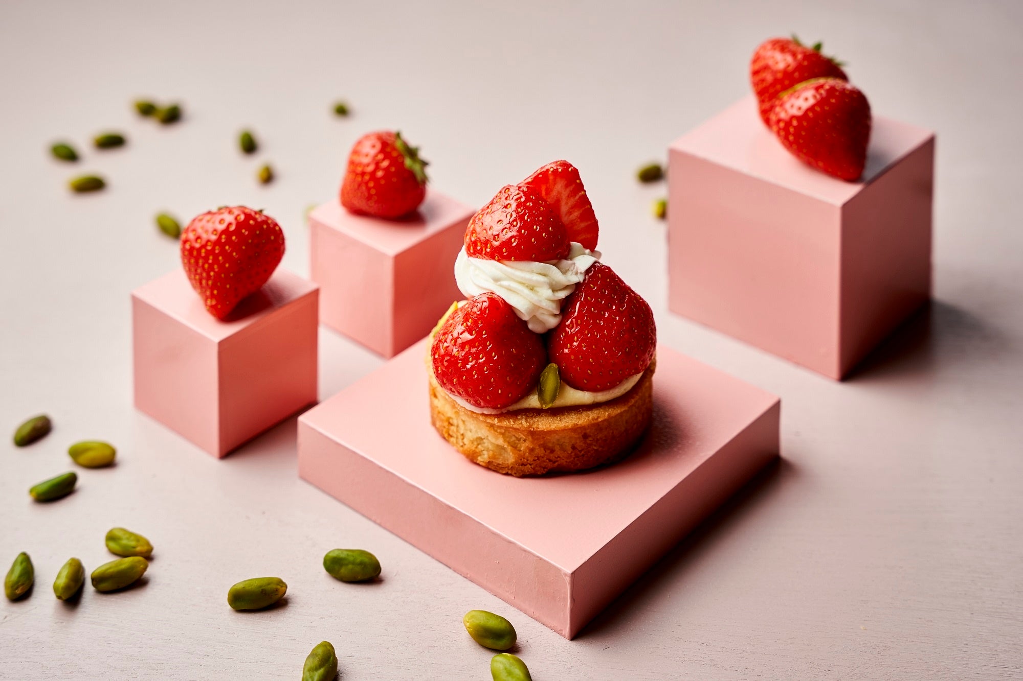 京の雫の苺タルト