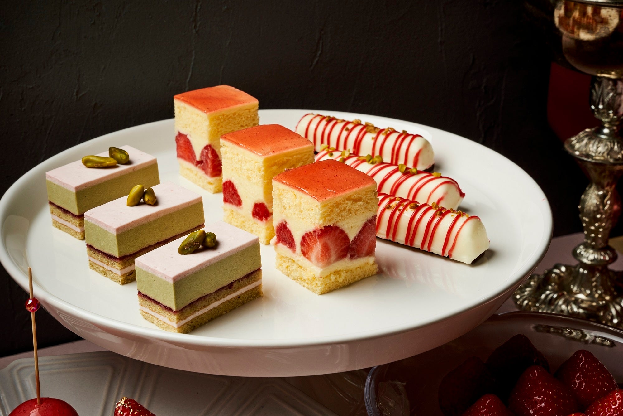 苺スイーツブッフェ　イメージ