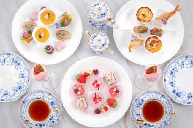 NARUMI「ミラノ」で楽しむいちごのアフタヌーンティー