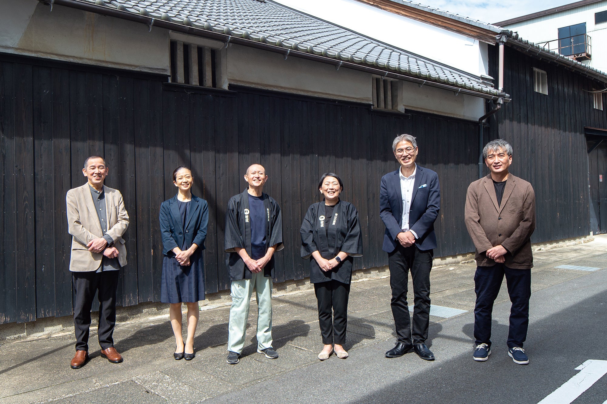 総料理長樋口宏江、シェフソムリエ杉原正彦らが若戎酒造を訪問