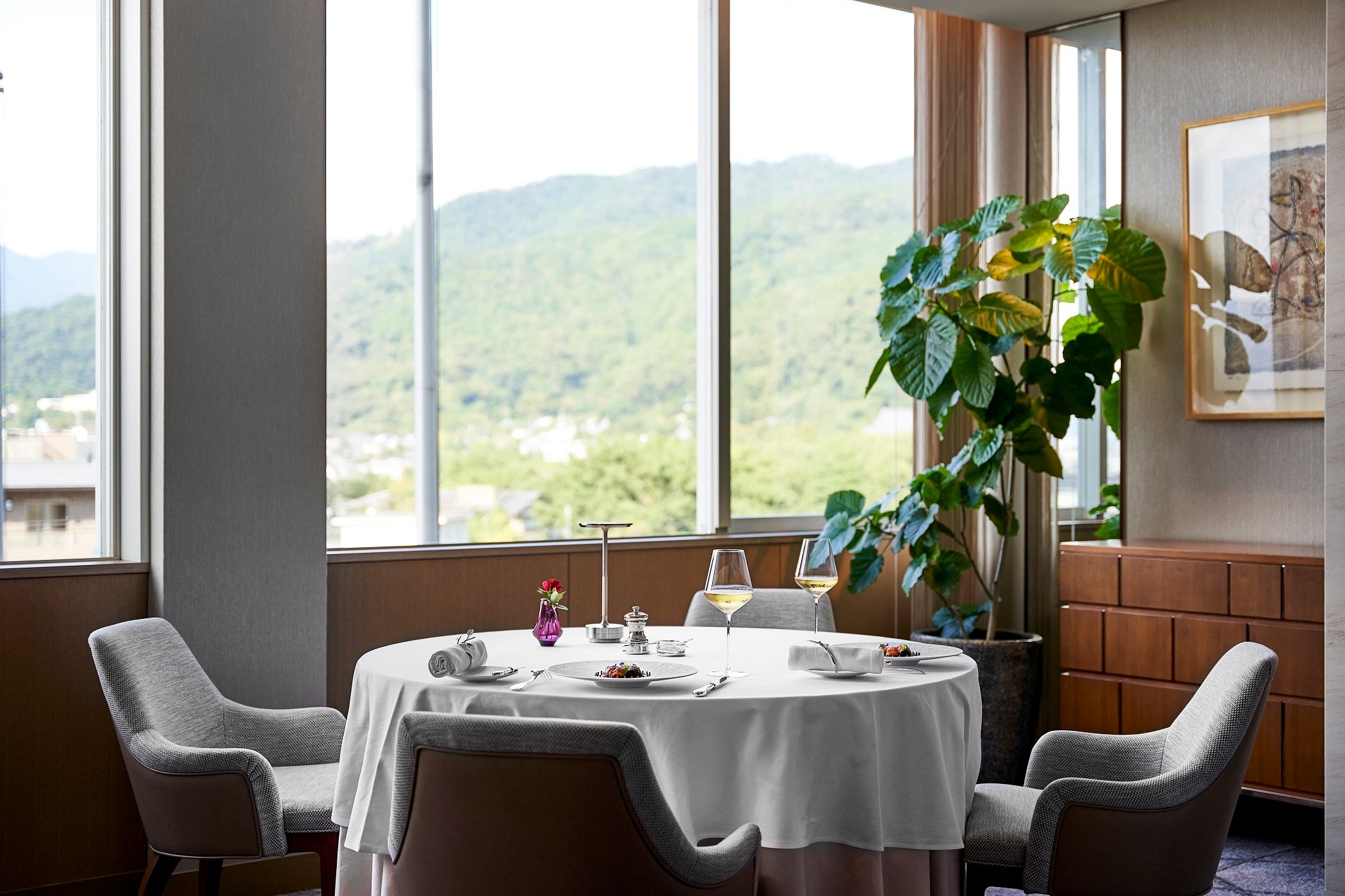 ドミニク・ブシェ「ル・レストラン」店内イメージ