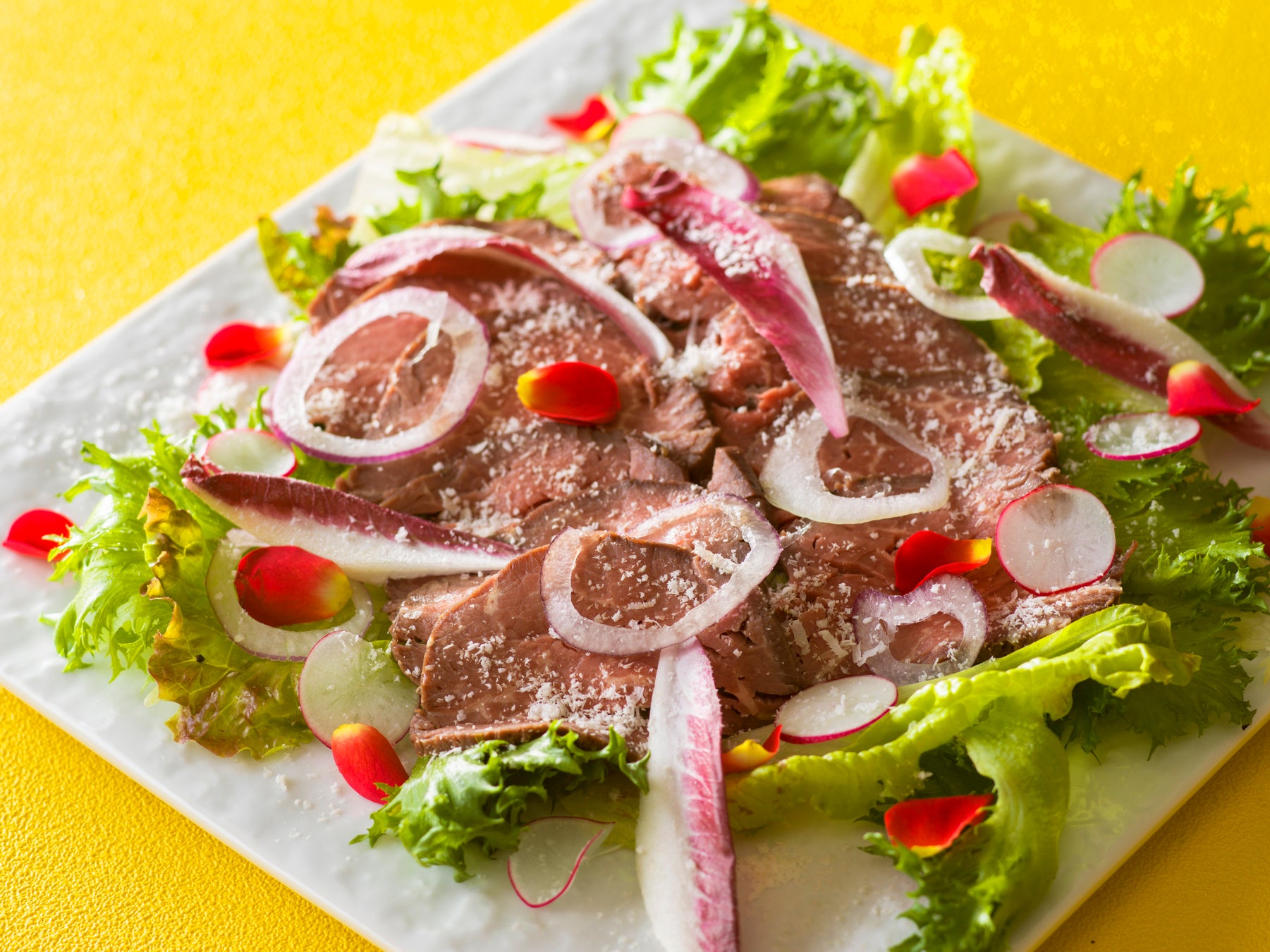 牛フィレ肉のコンフィ カルパッチョ仕立て 牛フィレ肉のコンフィ カルパッチョ仕立て