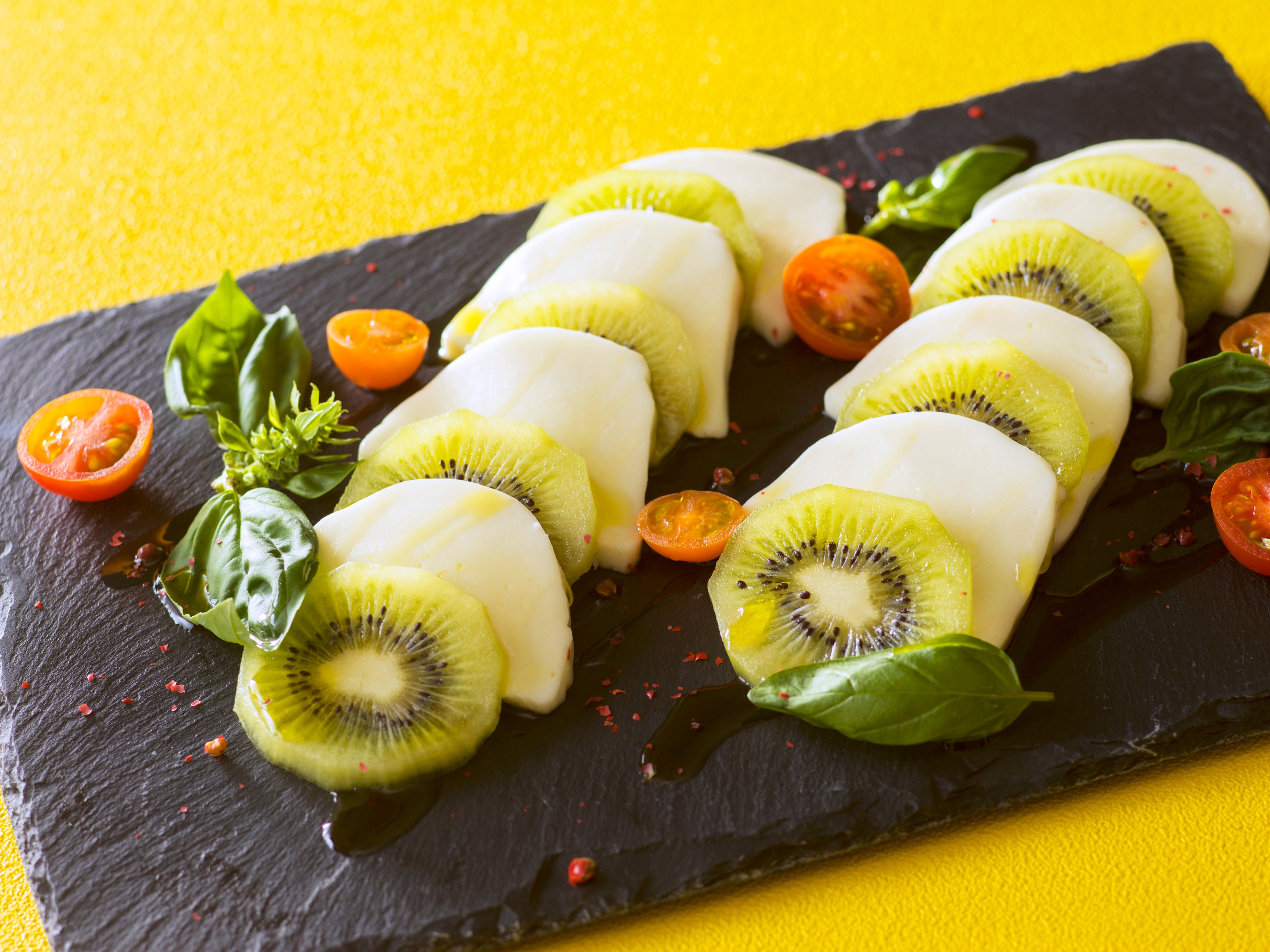 キウイのカプレーゼ