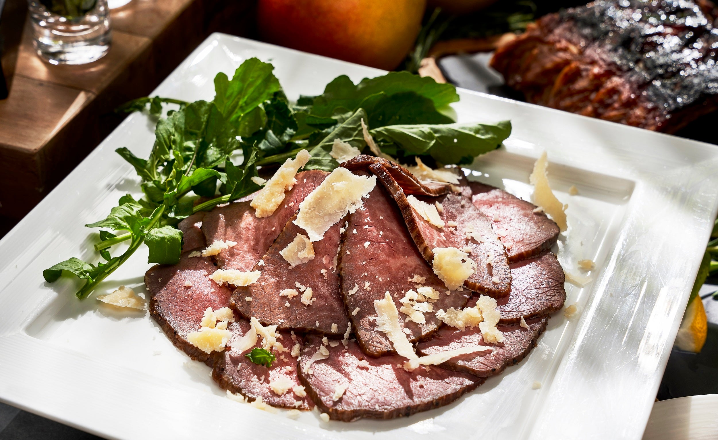 牛肉のタリアータ　ルッコラ添え