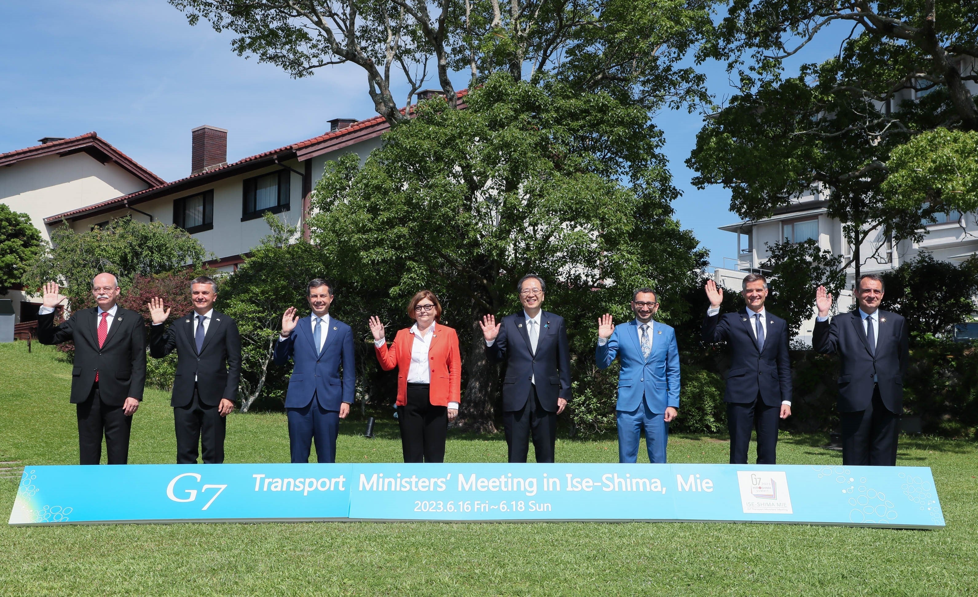 国土交通省提供