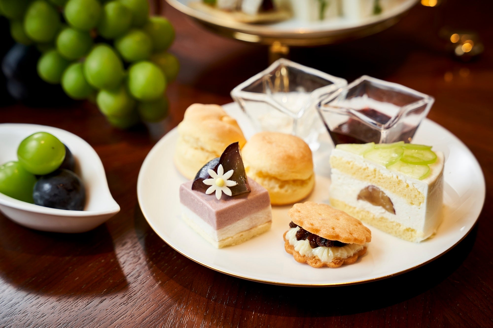 アフタヌーンティー　2段目