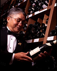 アピシウス シェフソムリエ　情野 博之氏