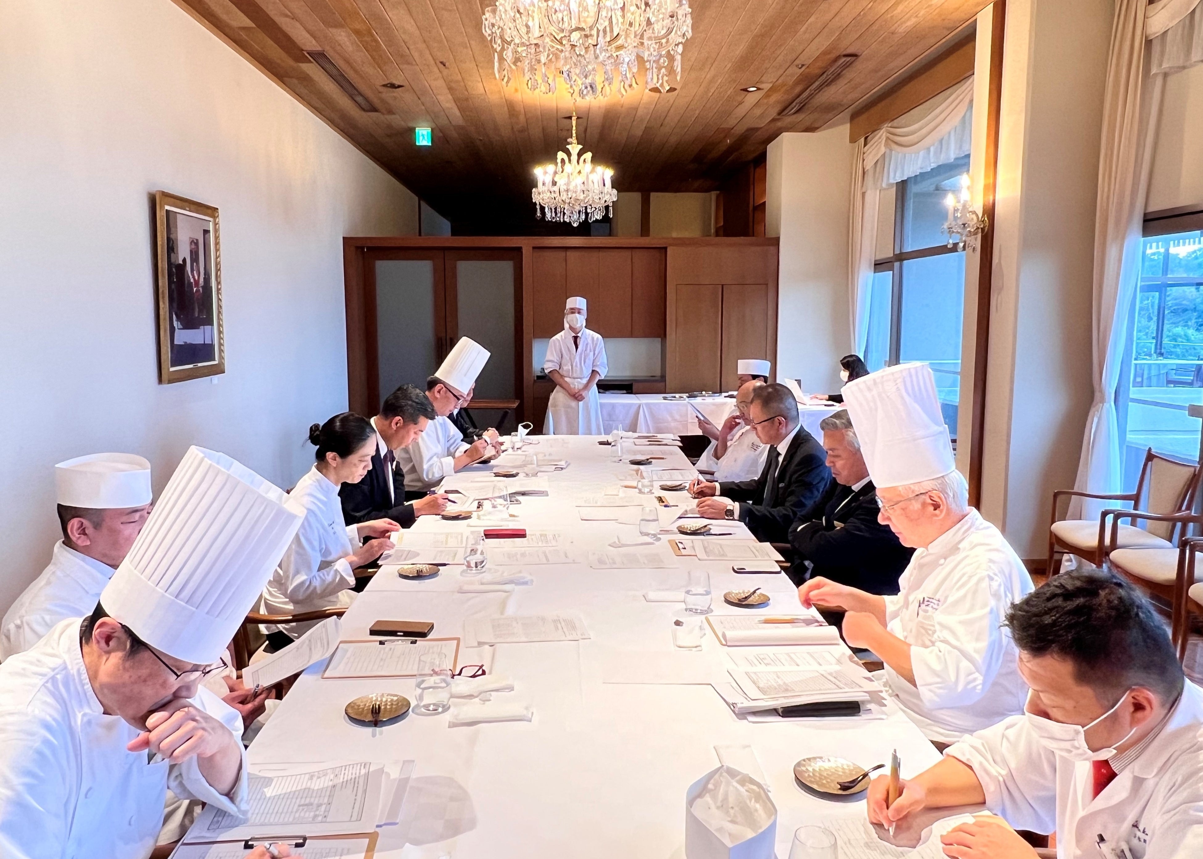 コンテストの様子（プレゼンテーション）