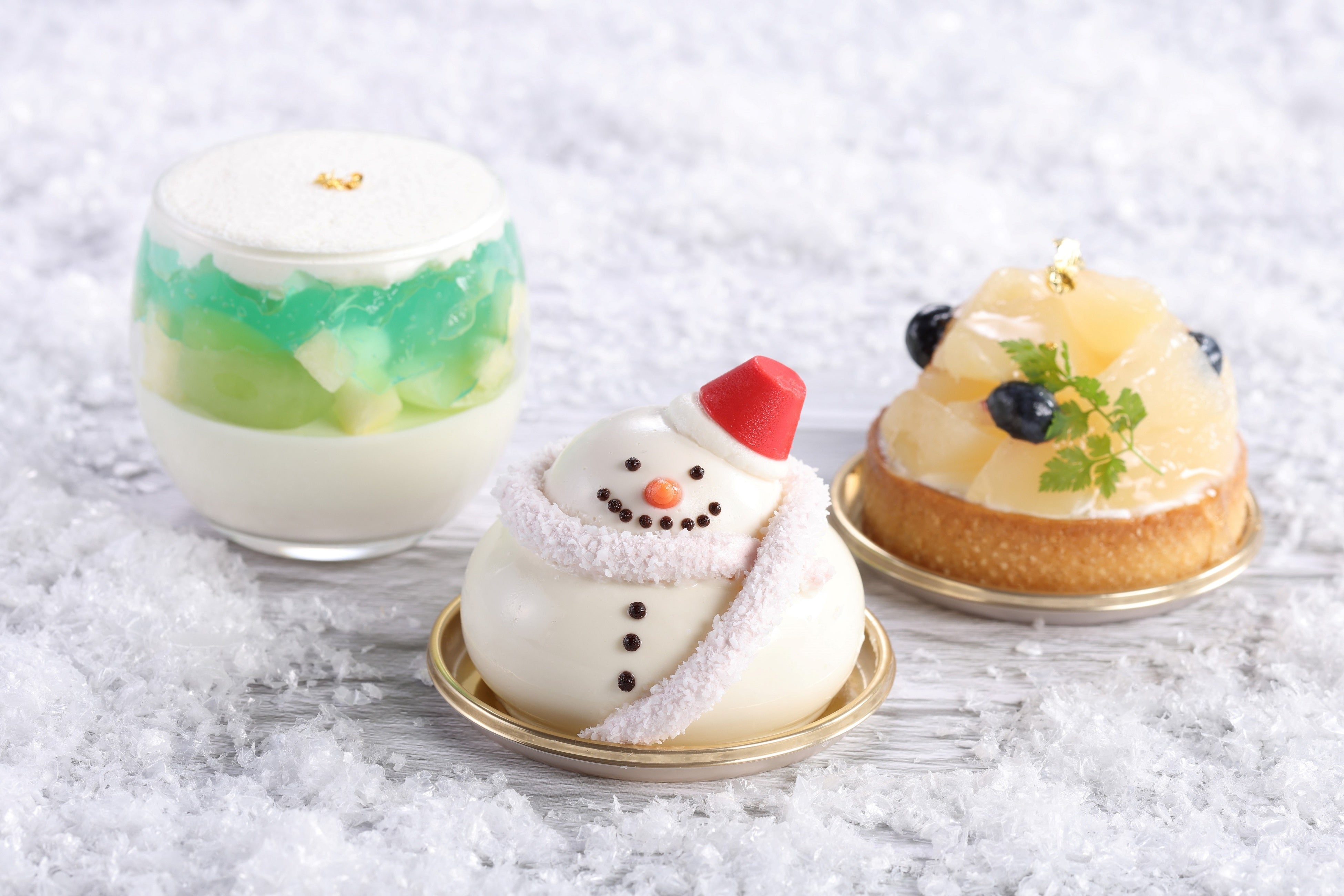 【シェラトン都ホテル大阪】雪だるま形のケーキやグラタンパンなど冬季限定商品を販売「ボージョレ・ヌーヴォー」などお酒と楽しむチーズブレッドも新登場