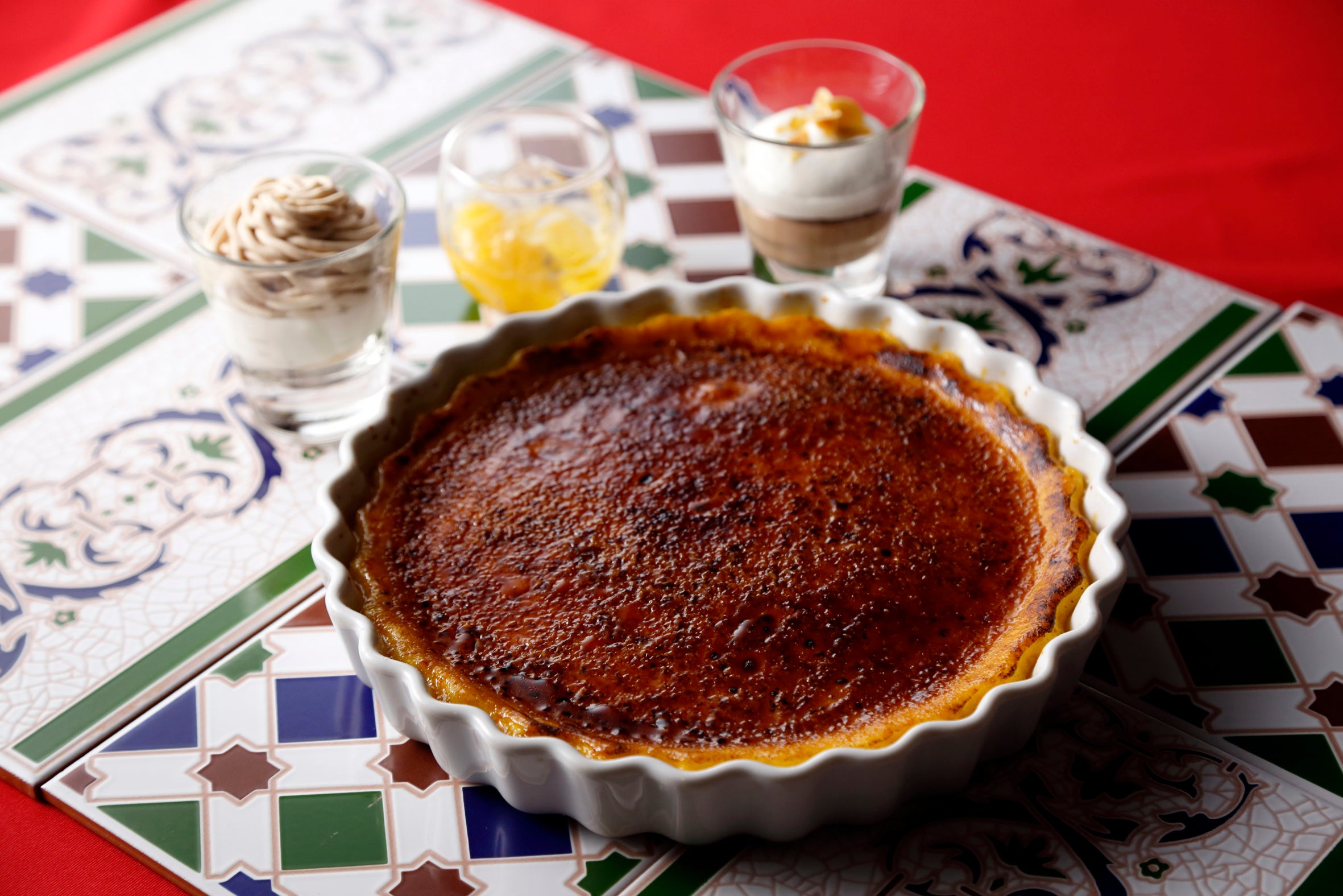 スペインのカタルーニャ地方の伝統的なスイーツ “カタラーナ”