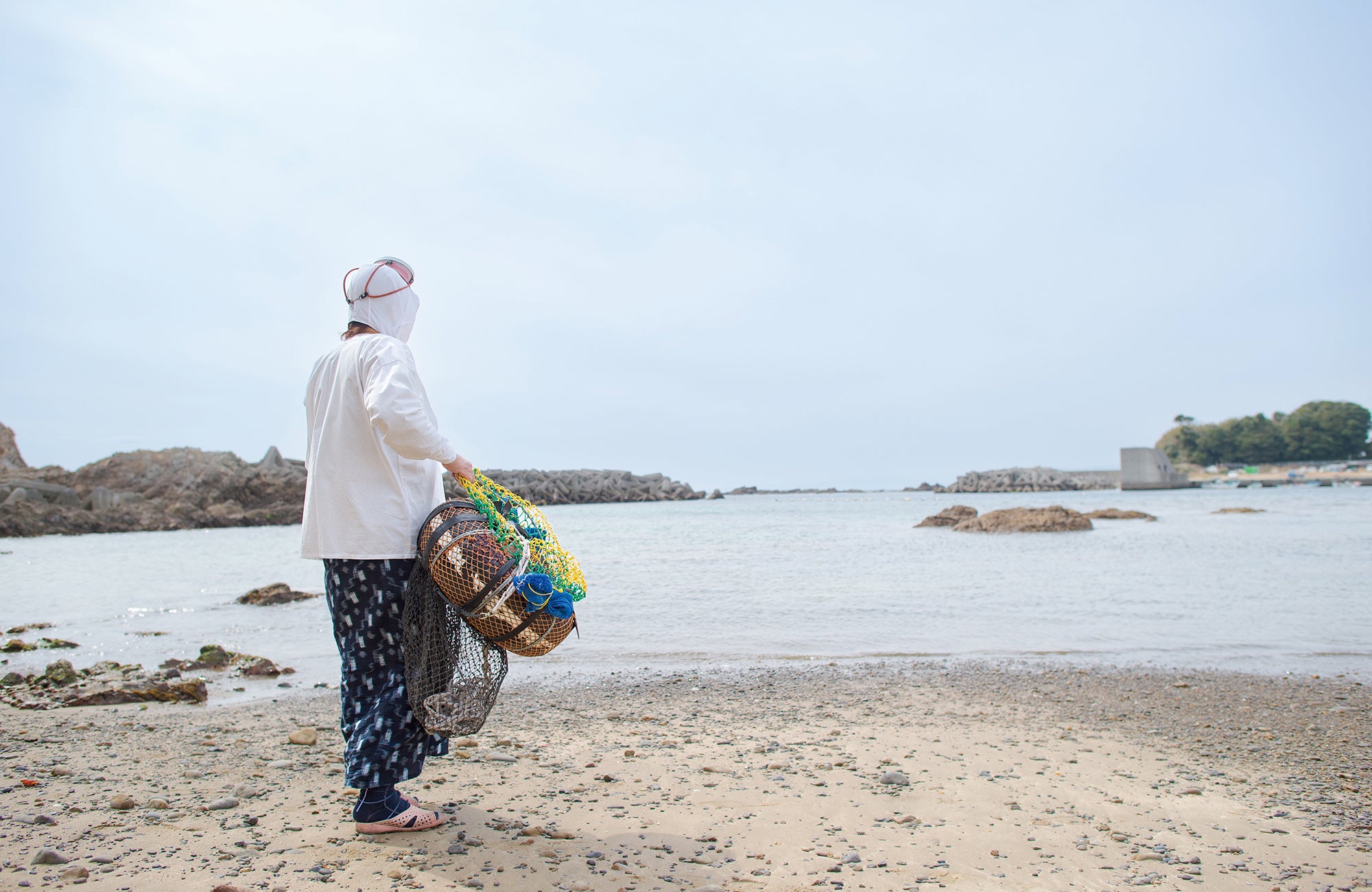 漁に向かう海女