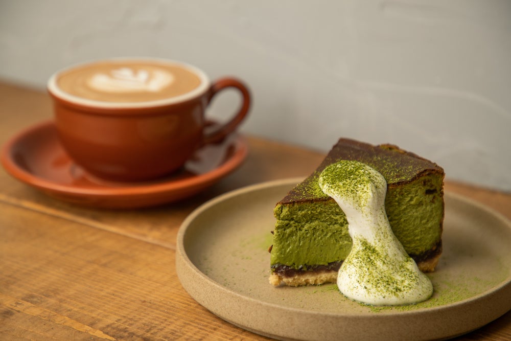 チーズ専門店の新作スイーツ！】2層のチーズケーキや”とろける