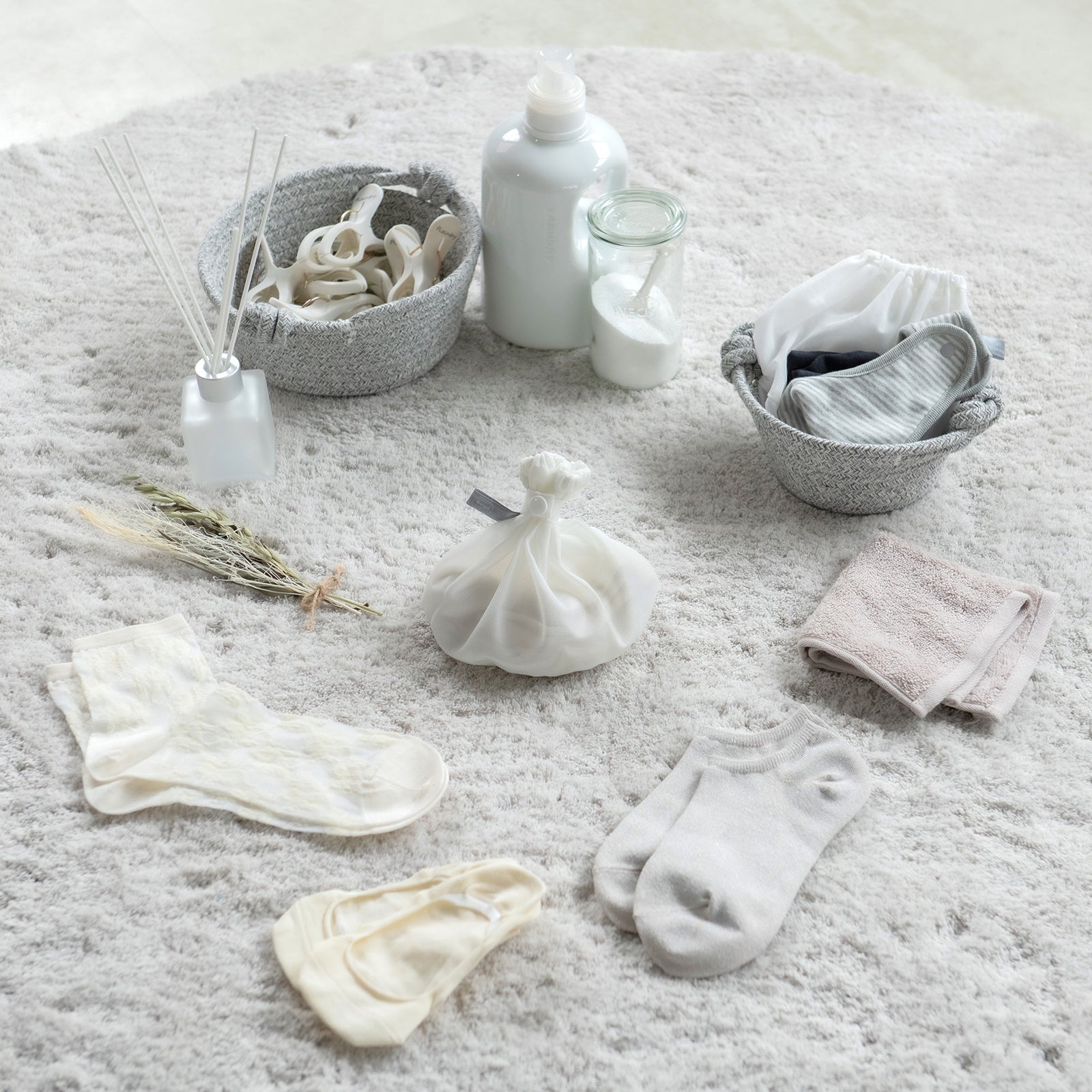 フランドリー・やさしく洗う巾着型ネットイメージ