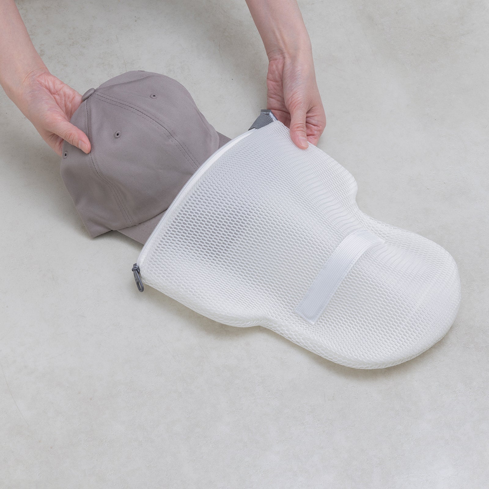 『フランドリー・やさしく洗う帽子ネット』使用シーン