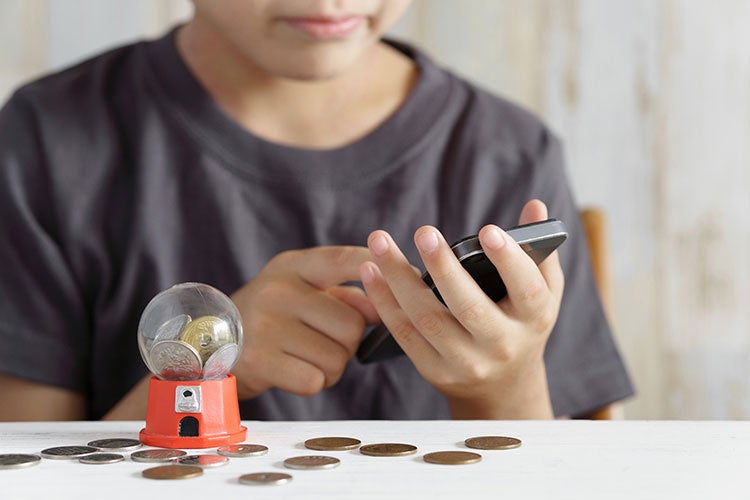 【衝撃】小中学生の25%がゲーム課金!5000円超えも21% 【衝撃】小中学生の25%がゲーム課金!5000円超えも21%