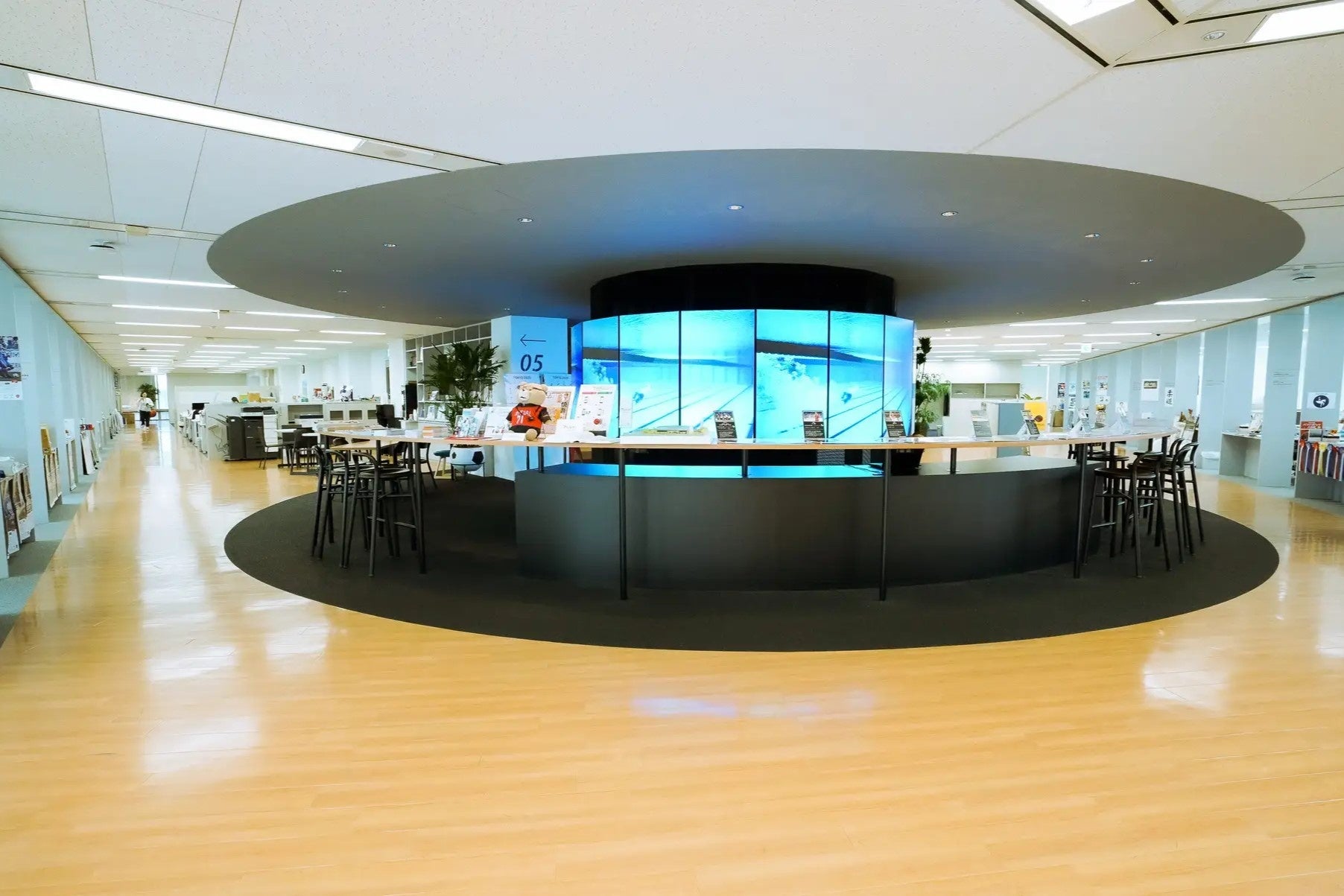 夏季・冬季28のパラリンピック競技団体との共同オフィス（東京都港区）