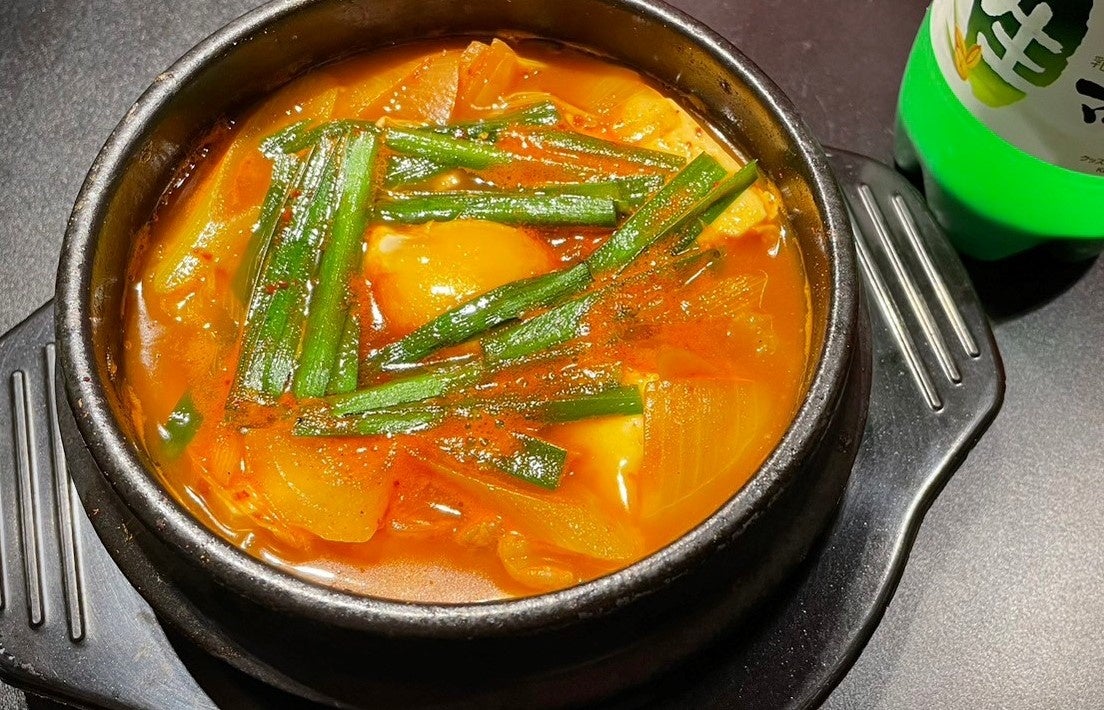 九大ニンニクと牛すじのスンドゥブ