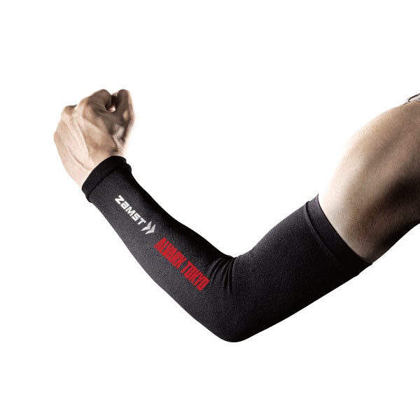 ▲「アルバルク東京×ザムスト」コラボアームスリーブ