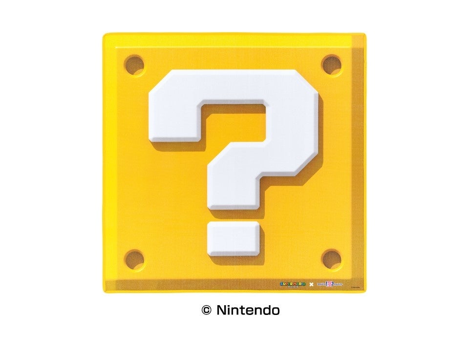 ハテナブロックが一面にデザインされたレジャーシート&nbsp;サイズ：縦 120cm×横 120cm　厚み 2mm