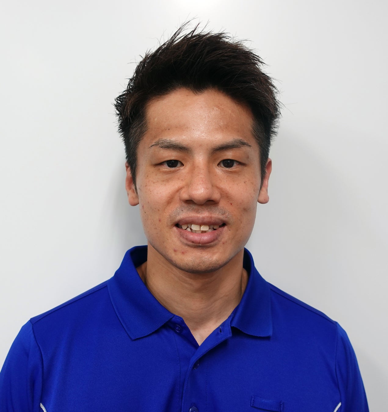 枚方店支配人 川添英之