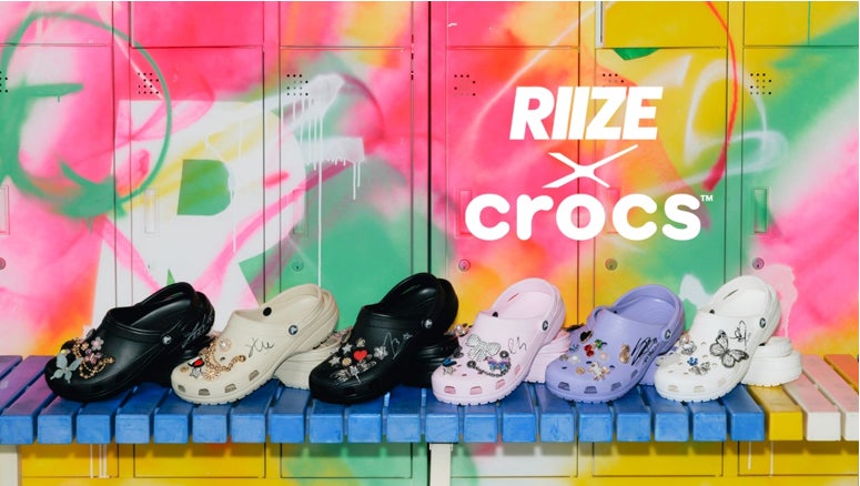 クロックスジャパンアンバサダー「RIIZE」の直筆サイン入りクロッグが クロックスジャパンアンバサダー「RIIZE」の直筆サイン入りクロッグが