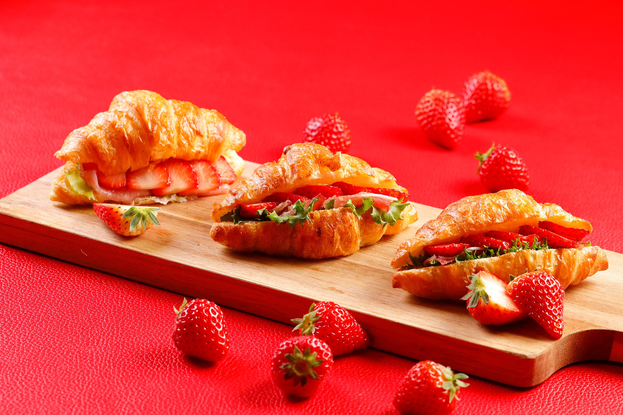 いちごと生ハムのクロワッサンサンド