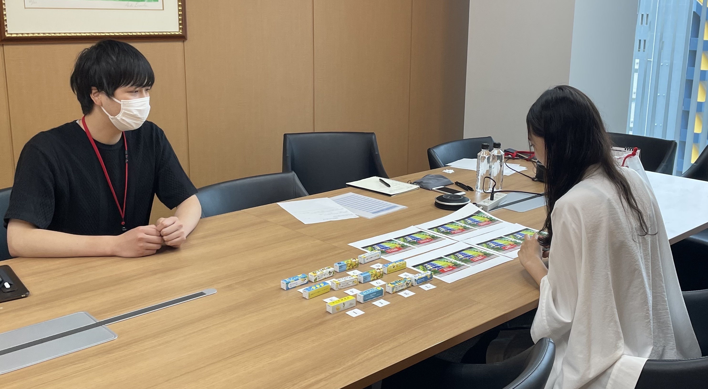 インタビューの様子①