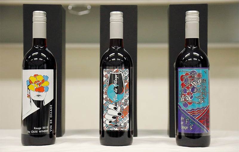 ▲産学連携コンペ優秀作・ワインボトル※参考写真※