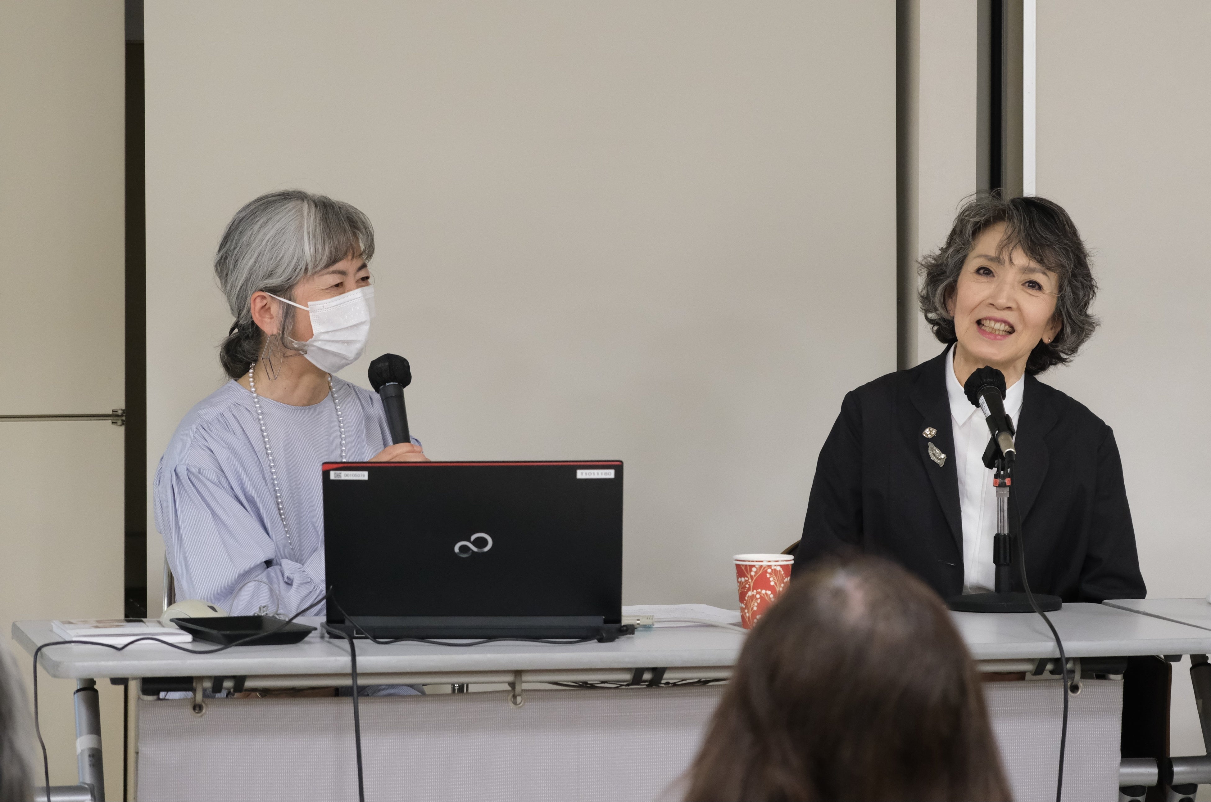 聞き手は、『70過ぎたら生き方もファッションもシンプルなほど輝けると知った』（主婦の友社）の編集を担当した依田邦代。