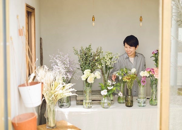吉原友美さん（PAUSE生花店　店主）